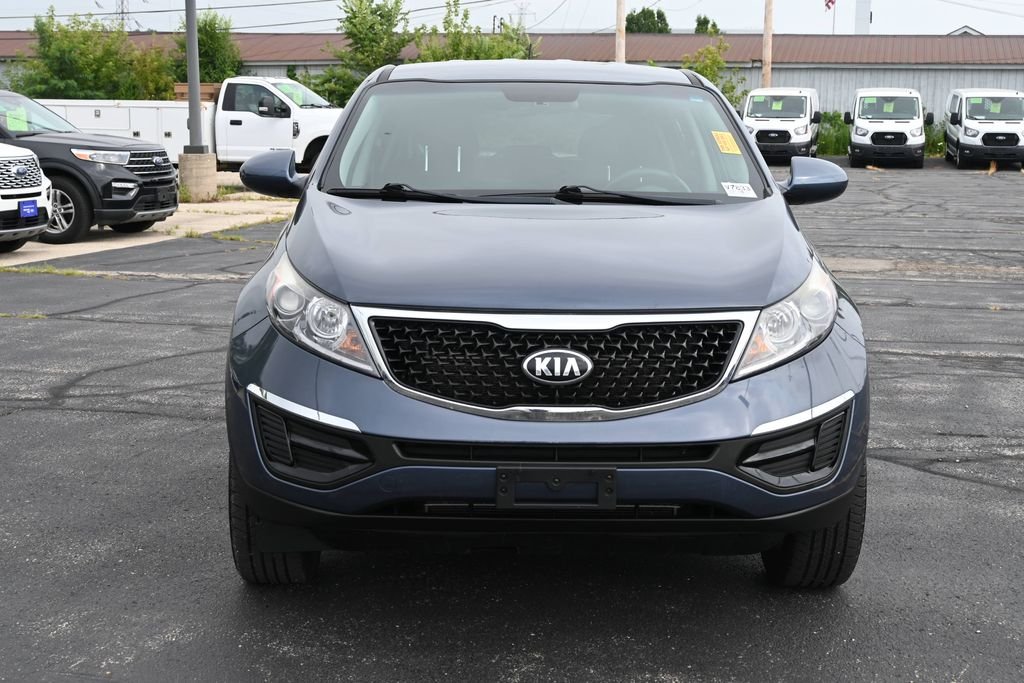 Used 2016 Twilight Blue Kia LX image 6