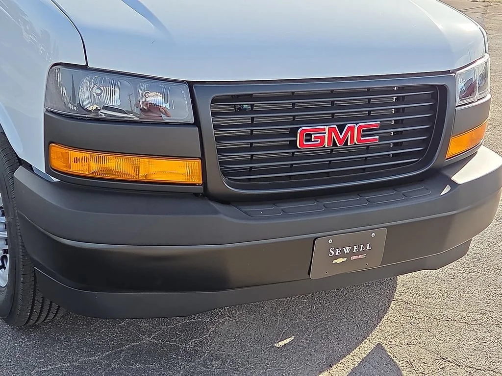 2026 GMC Savana Cargo Work Van - Photo 7