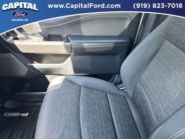 Used 2022 White Ford XLT image 28