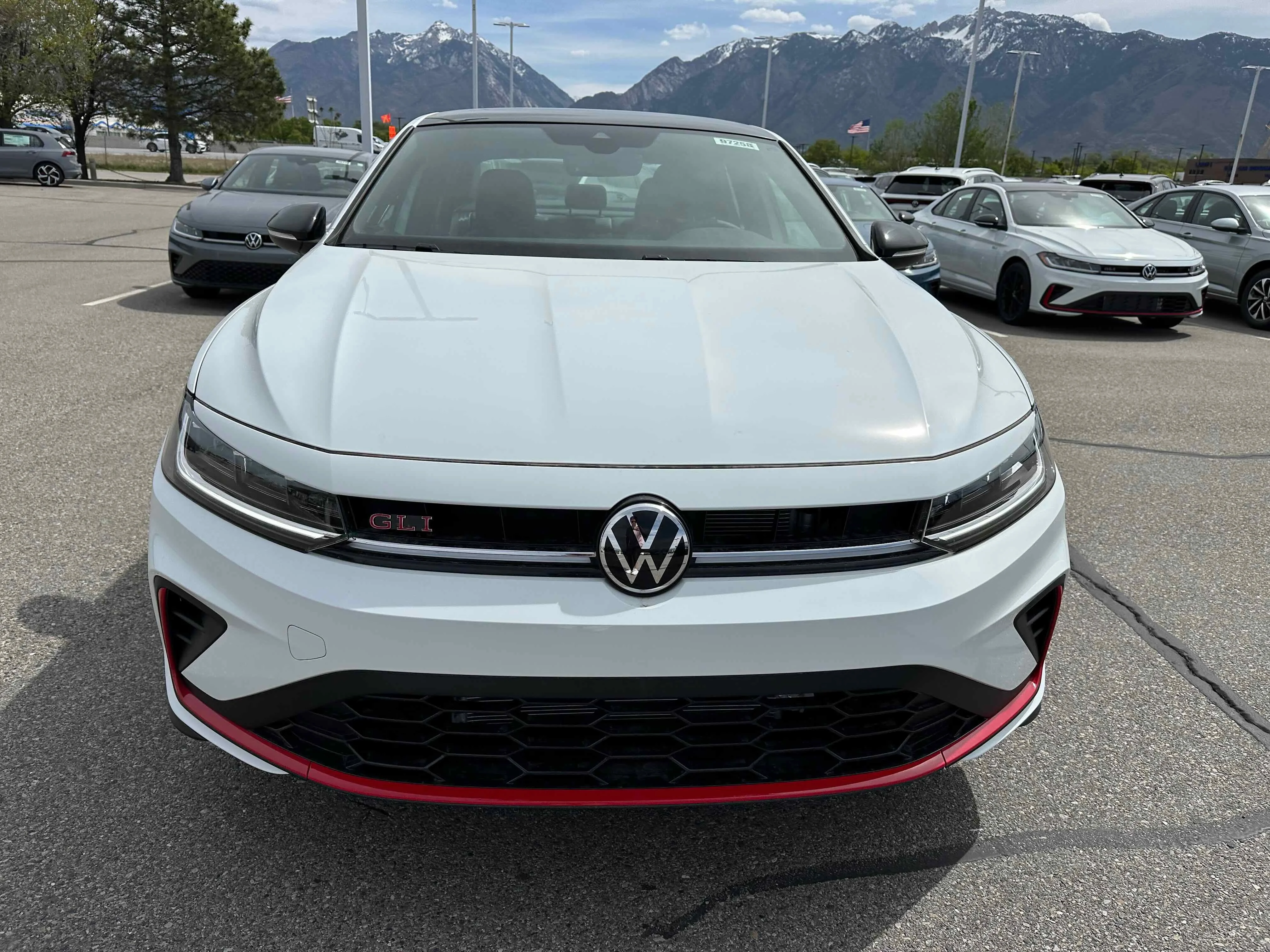 New 2026 Pure White Volkswagen Autobahn image 6