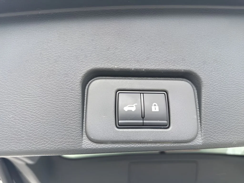Used 2024 White Nissan SV image 29