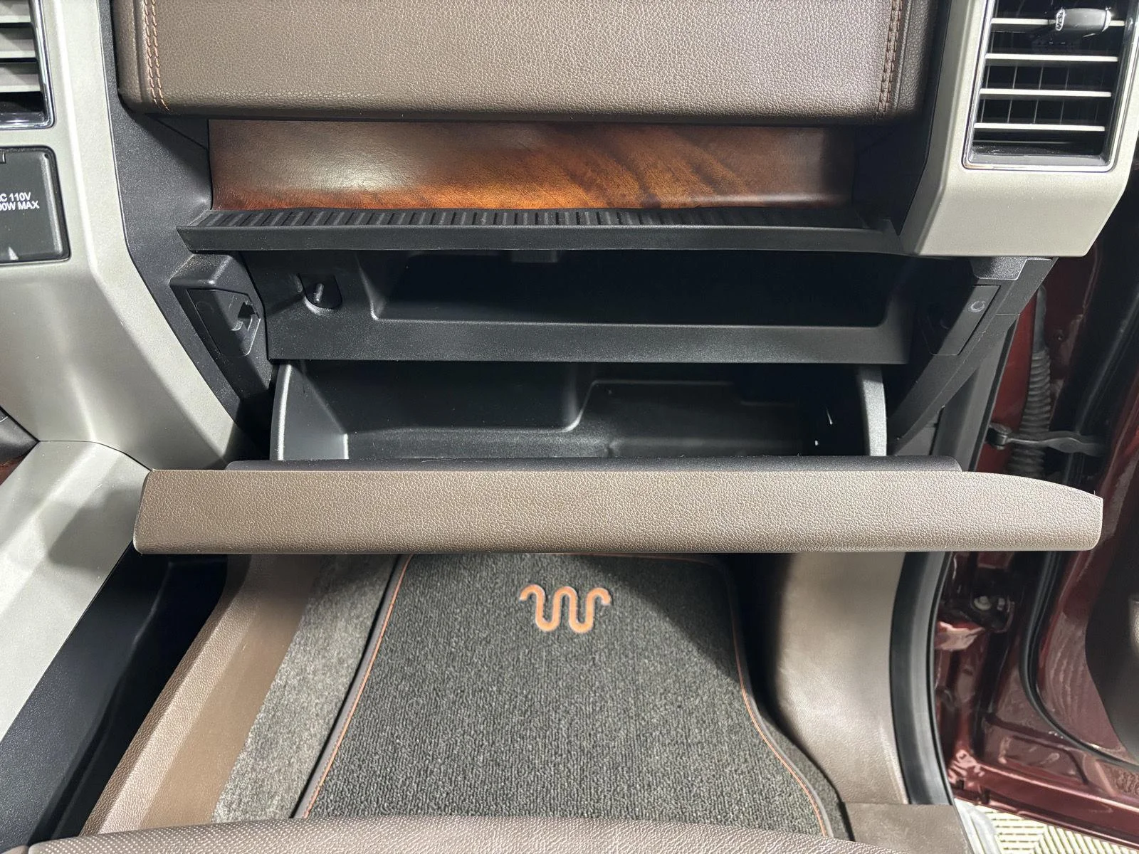 Used 2017 Bronze Fire/Caribou Ford King Ranch image 25