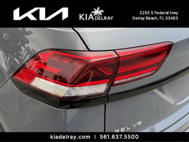 Used 2023 Gray Volkswagen 3.6L V6 SEL R-Line image 7