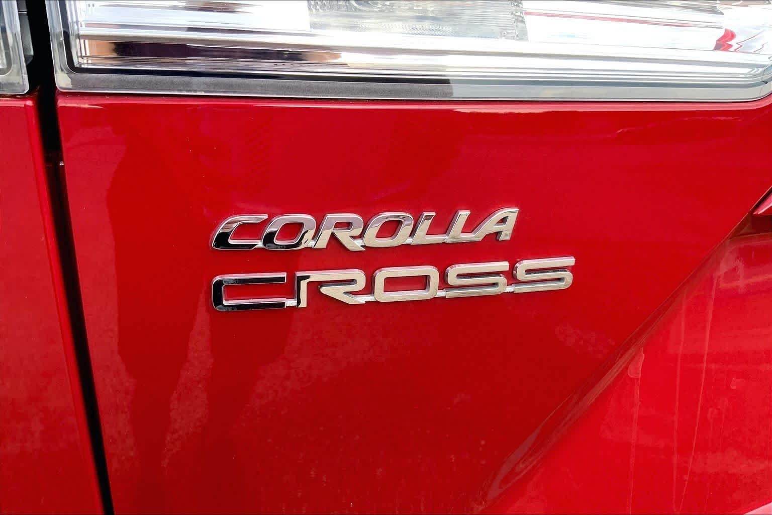 2024 Toyota Corolla Cross LE - Photo 31