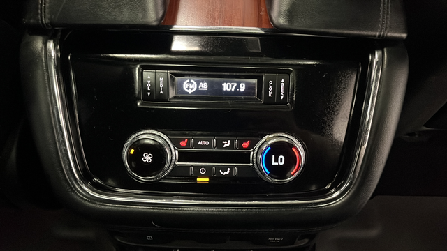 Used 2020 Black Lincoln Reserve image 38