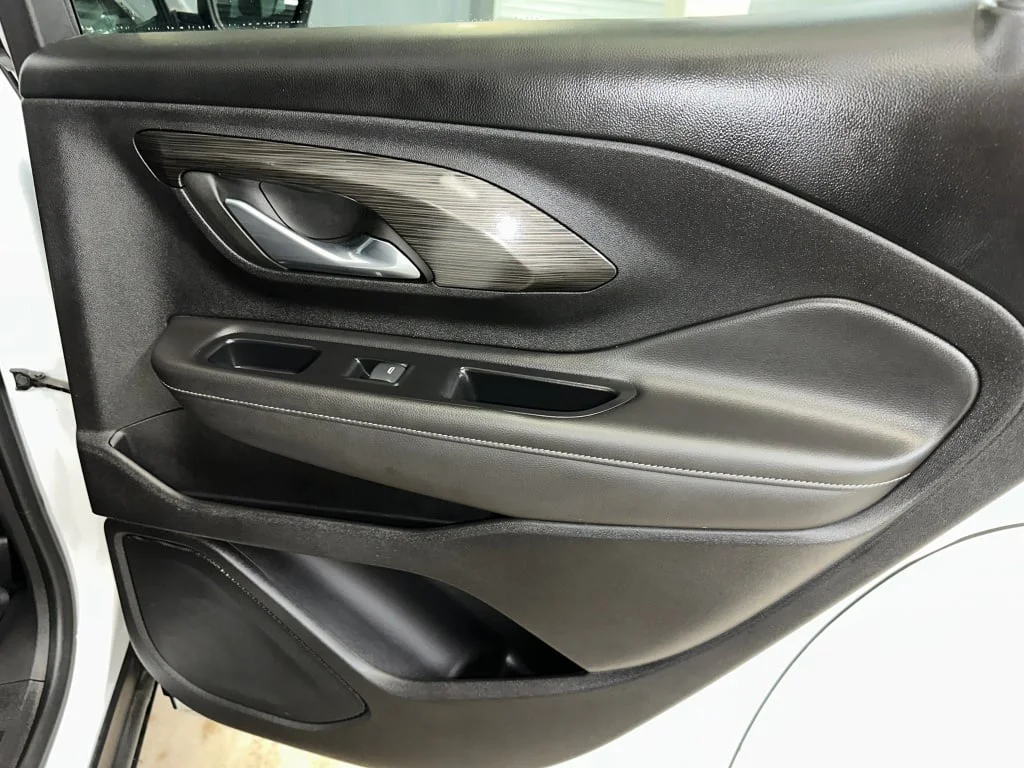 2023 GMC Terrain SLE - Photo 29