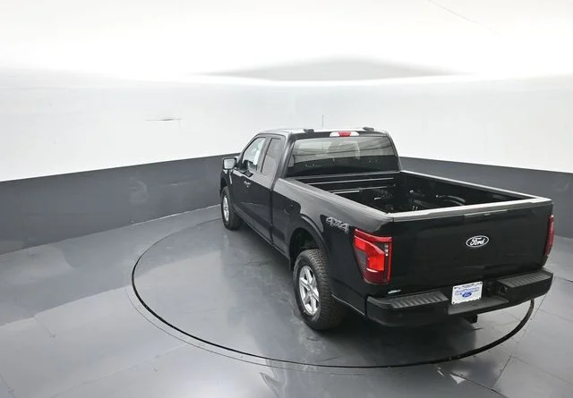 New 2026 Agate Black Metallic Ford XLT image 19