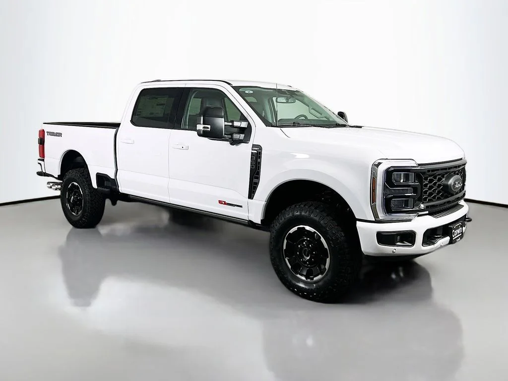 2026 Ford F-350 Lariat 4x4 Crew Cab 6-3/4' Box SRW's photo
