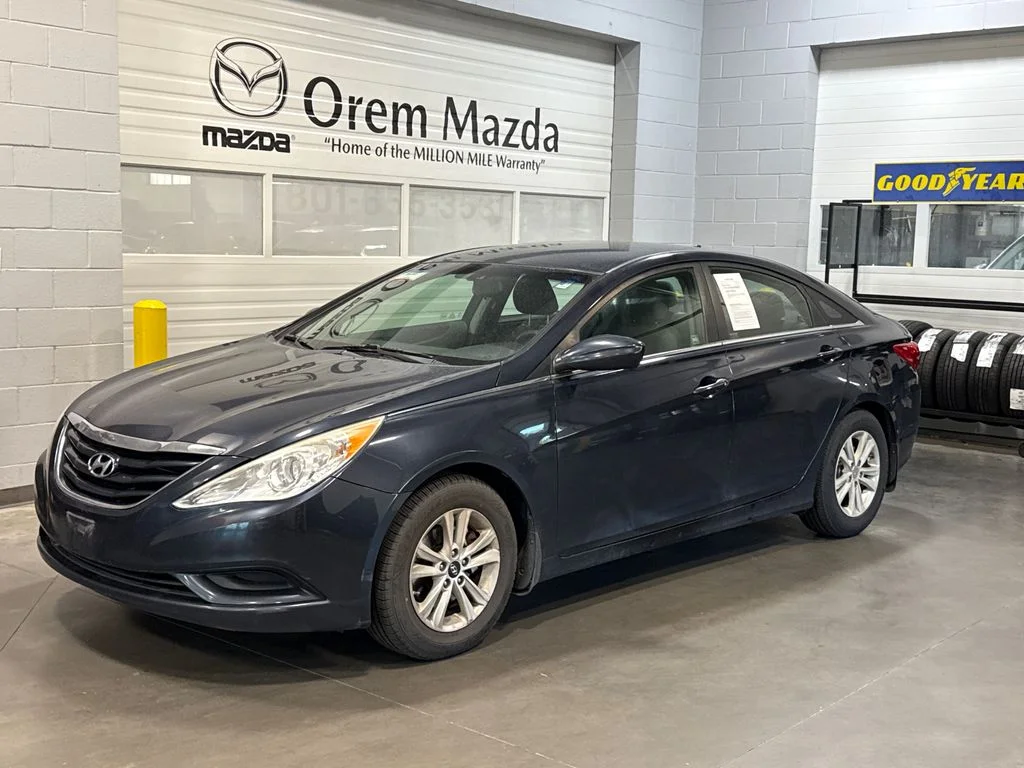 2012 Hyundai Sonata GLS I4 A/T's photo