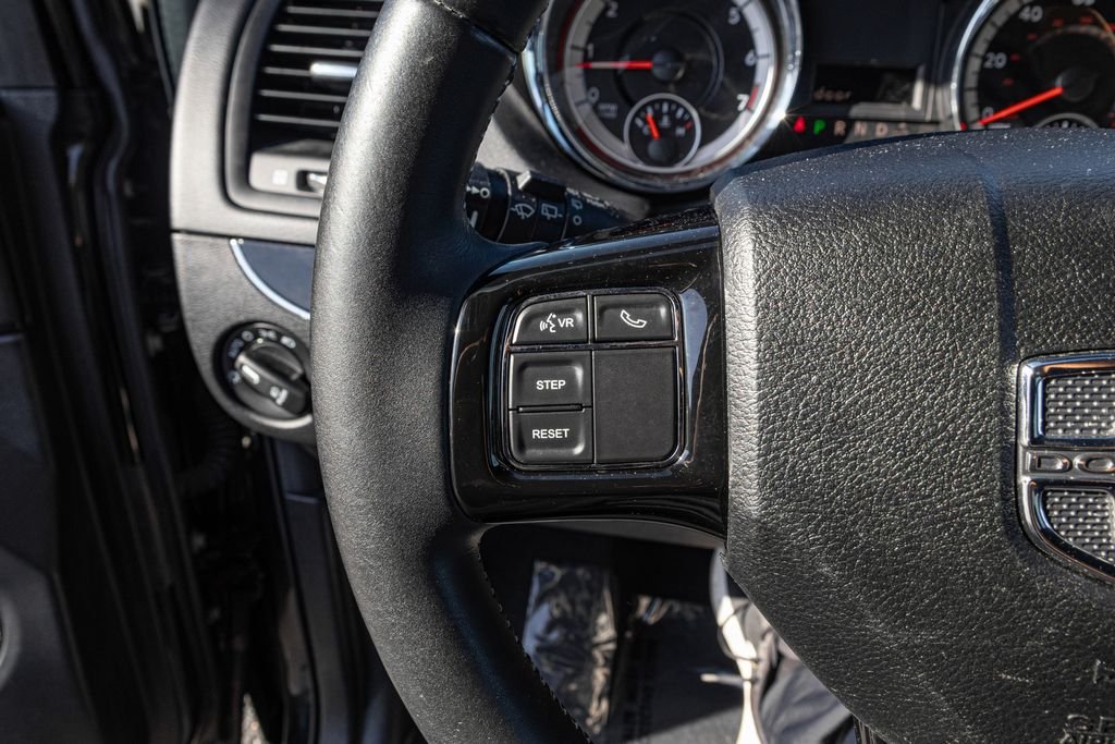 Used 2017 Black Dodge SXT image 23