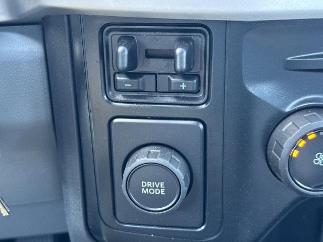 New 2024 Oxford White Ford F-450® XL image 47