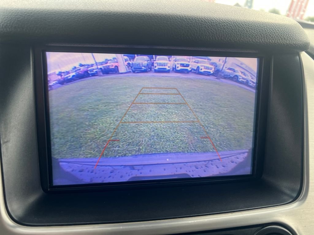 Used 2018 Black GMC SLT image 18