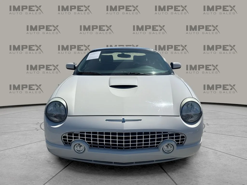 Used 2003 White Ford Deluxe image 8