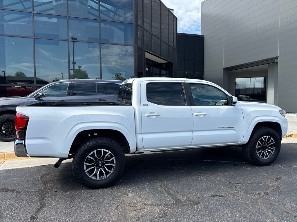 Used 2020 White Toyota SR5 image 4