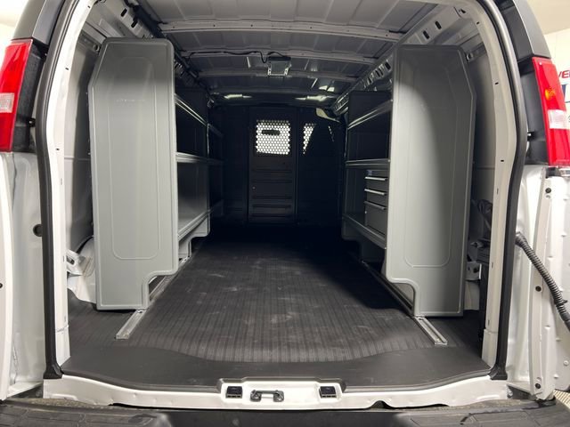 2026 Chevrolet Express Cargo Work Van - Photo 19
