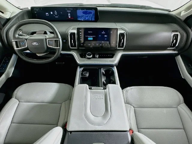 New 2027 Ford Expedition Max Platinum