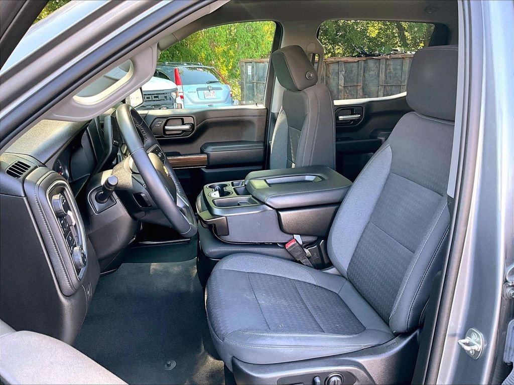 Used 2022 Gray Chevrolet LT image 10