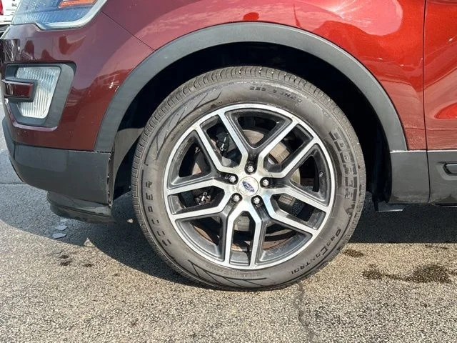 Used 2016 Brown Ford Sport image 17