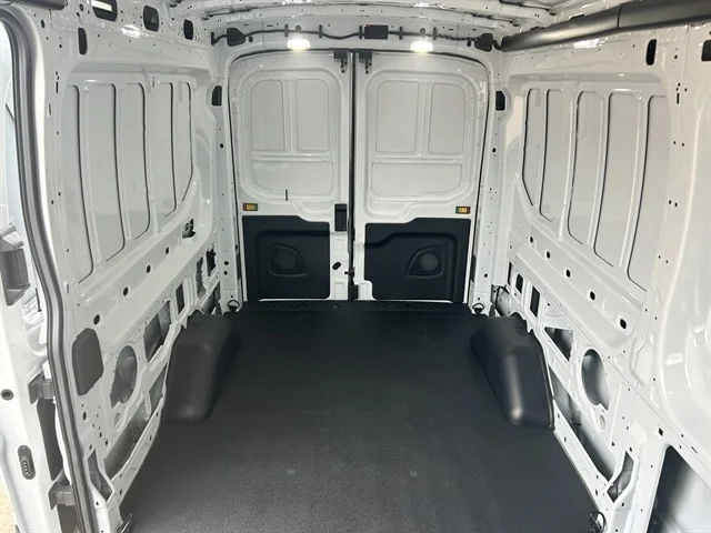 2026 Ford Transit Van Base - Photo 10