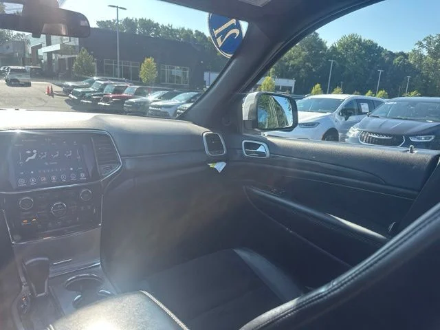 Used 2021 White Jeep Laredo X image 20
