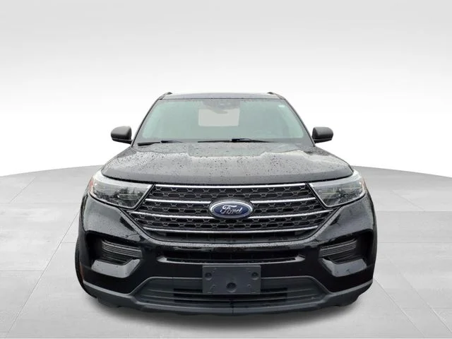 Used 2023 Black Ford XLT image 6