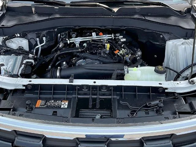 New 2026 Star White Metallic Tri-Coat Ford Active image 48