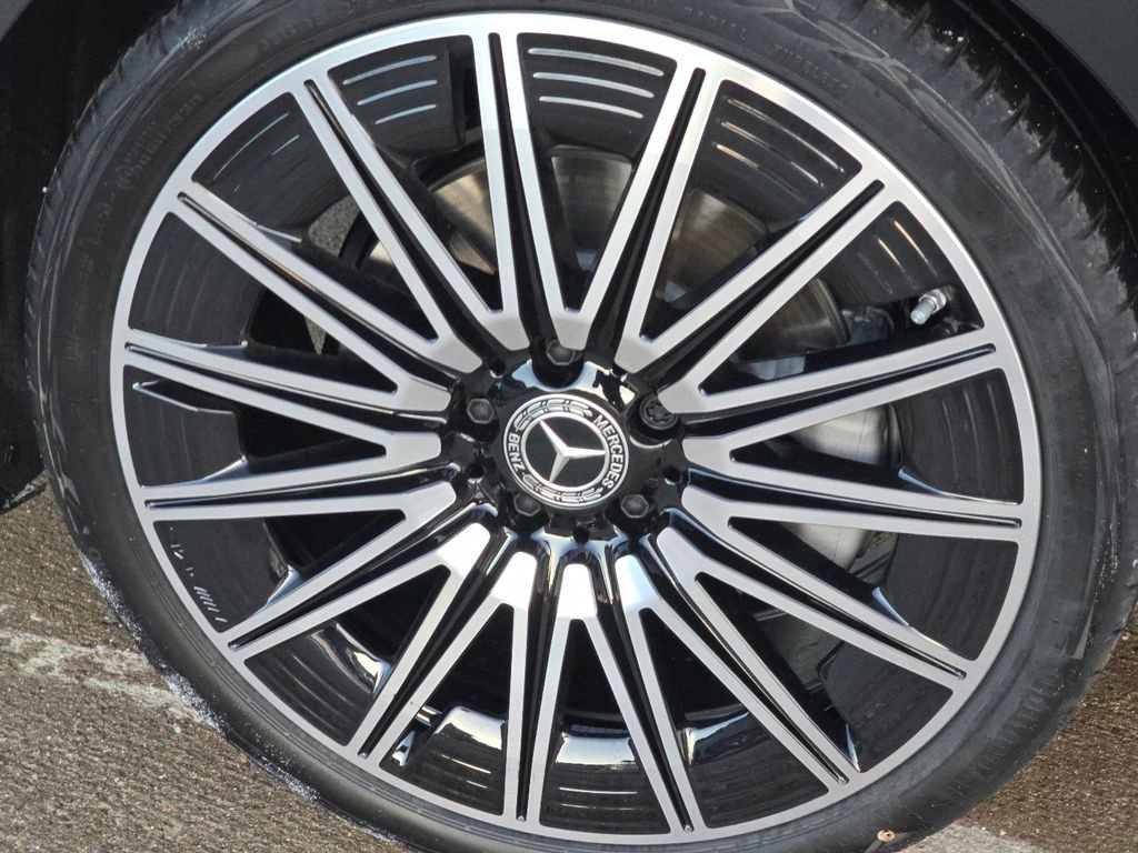New 2026 MANUFAKTUR exclusive graphite grey magno Mercedes-Benz CLE 450 image 41