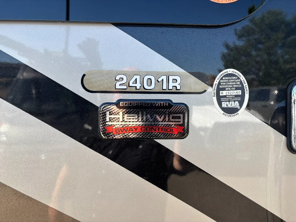 Used 2015 Arctic White Mercedes-Benz Base image 26