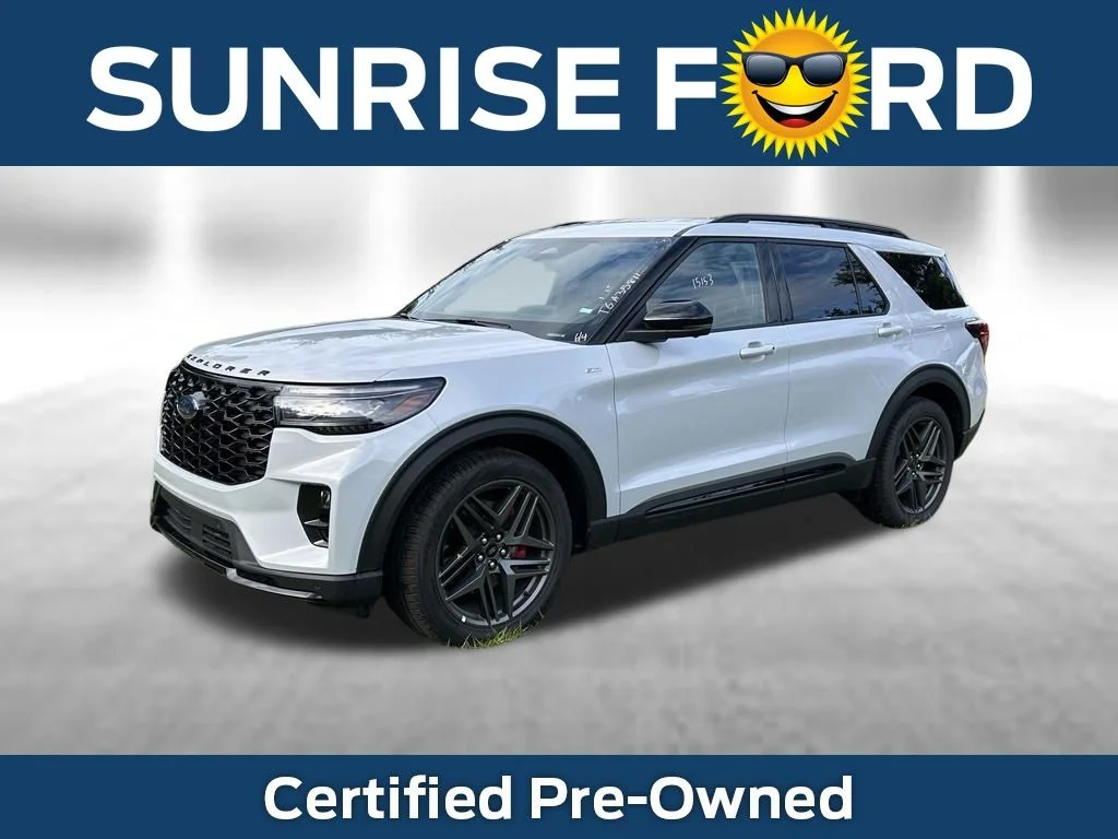 Certified Used 2026 White Metallic Ford ST-Line image 1