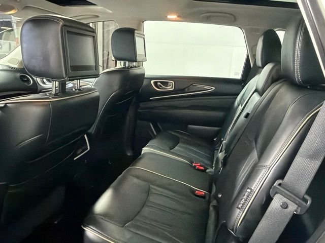 Certified Used 2019 White INFINITI LUXE image 33