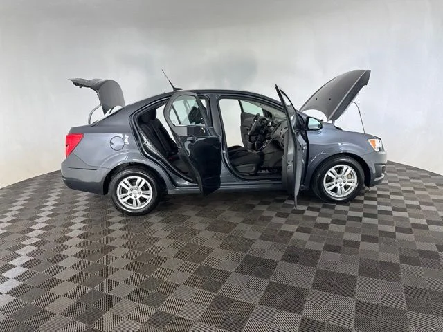 Used 2012 Gray Chevrolet 2LT image 17