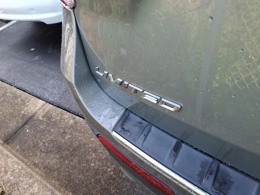 Used 2020 Green Ford Limited image 18