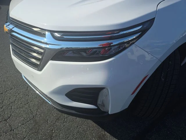 Used 2022 White Chevrolet LT image 31