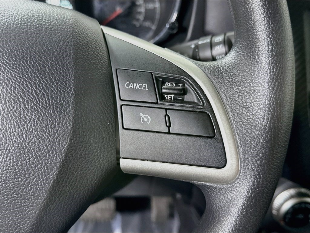 Used 2025 Alloy Silver Metallic Mitsubishi ES image 11
