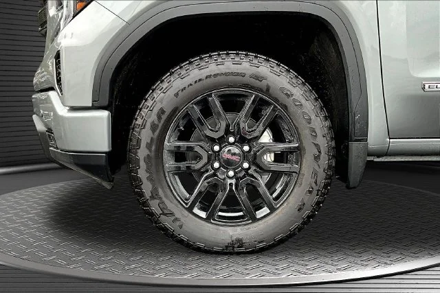New 2026 Silver GMC Elevation image 13