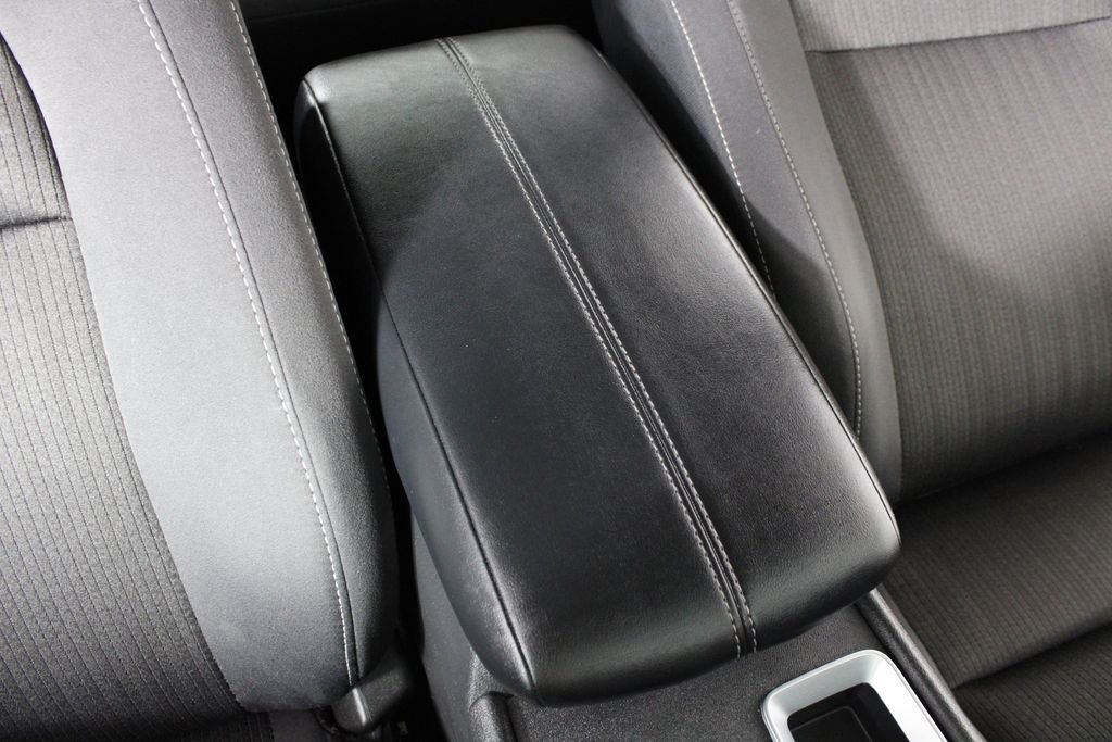 Used 2025 White Nissan 2.5 SV image 17
