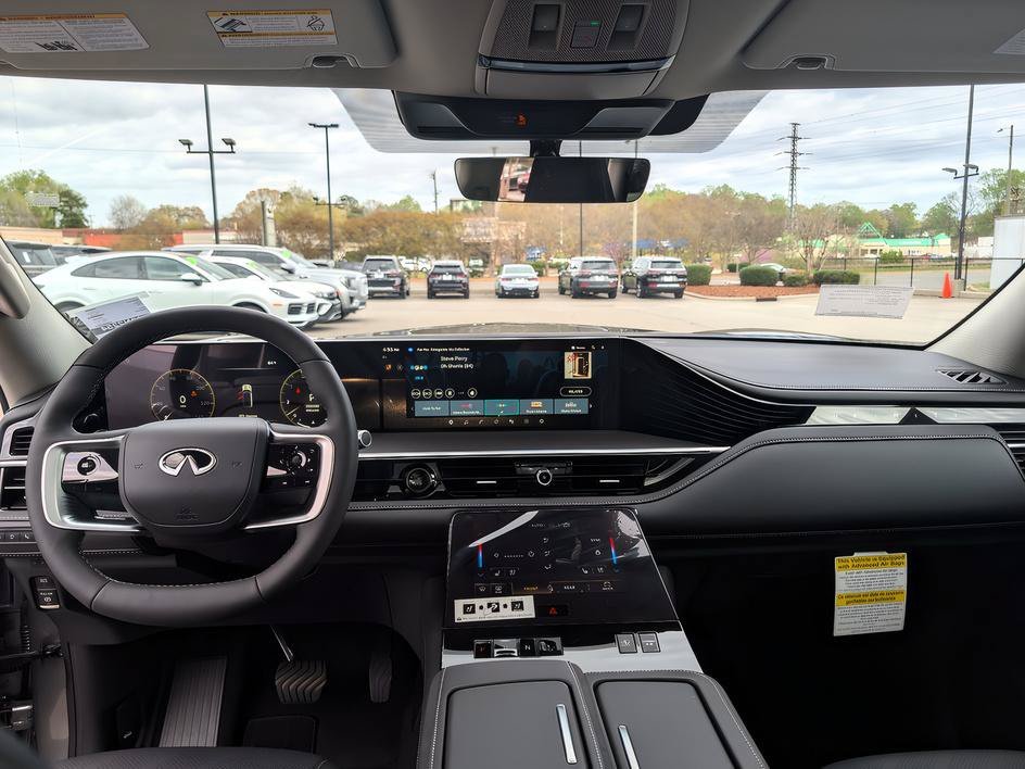 Certified Used 2026 Dynamic Metal INFINITI LUXE image 18