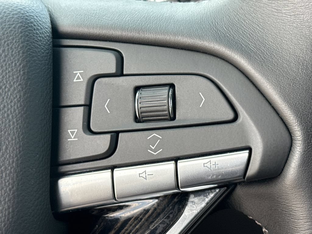 2025 Cadillac XT6 Premium Luxury - Photo 28