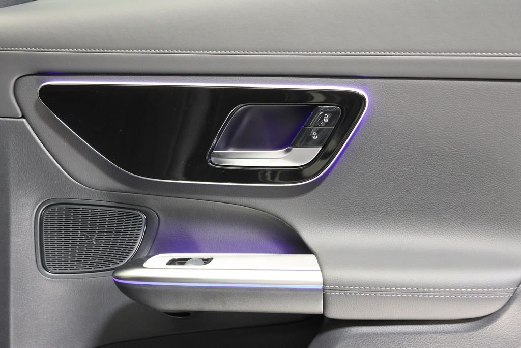 New 2027 Black Mercedes-Benz GLC 300 Coupe image 50