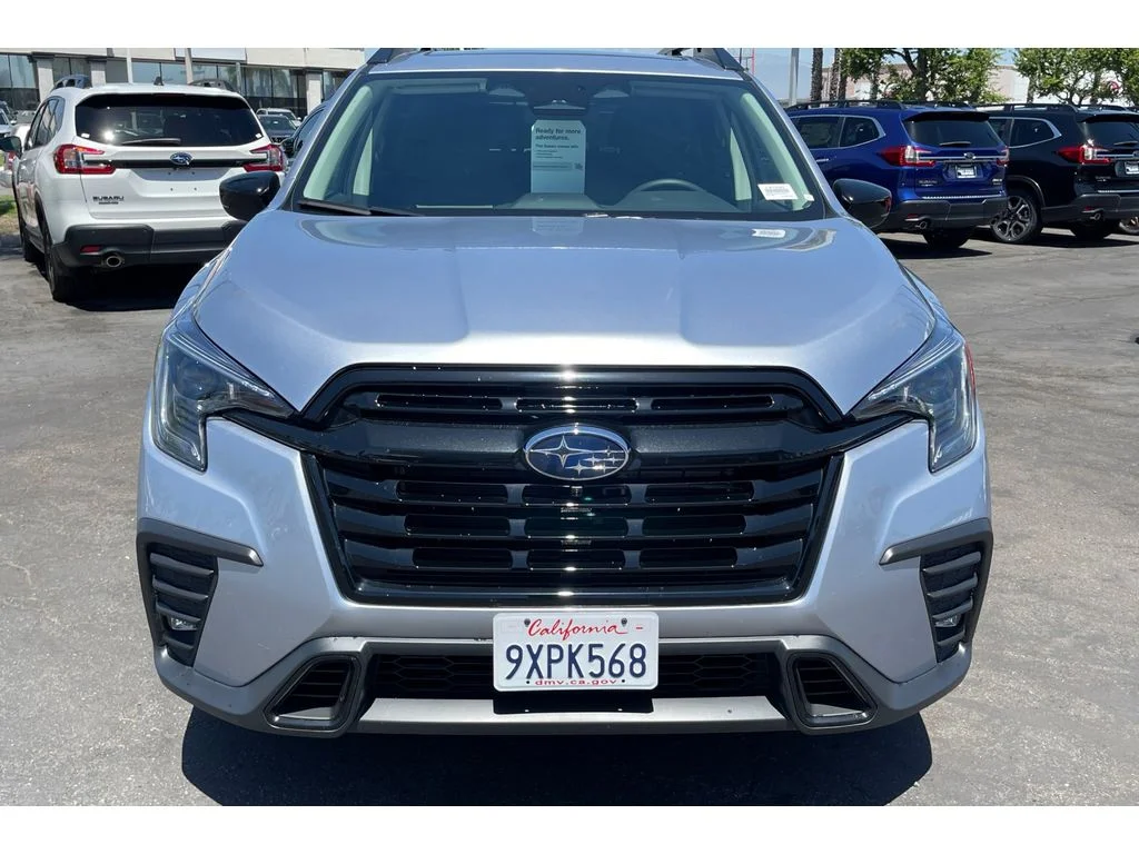 Certified Used 2025 Ice Silver Metallic Subaru Onyx Edition Touring image 9