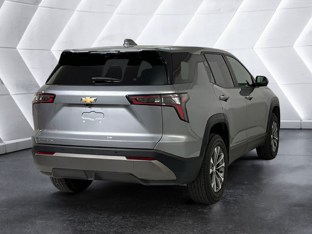 Used 2025 Gray Chevrolet LT image 4