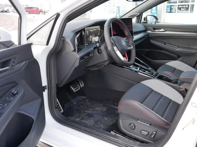 2026 Volkswagen Golf GTI SE - Photo 7