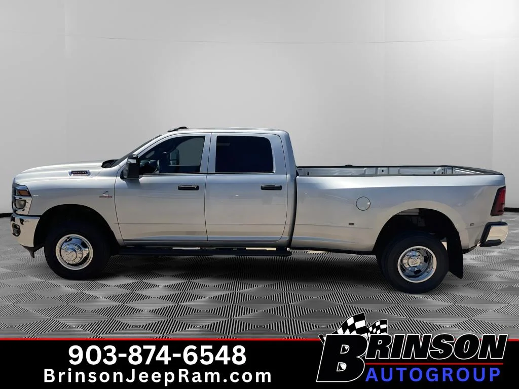 New 2026 Silver Zynith Ram Tradesman image 3