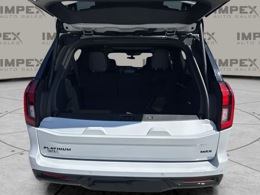 Used 2025 Silver Ford Platinum image 36
