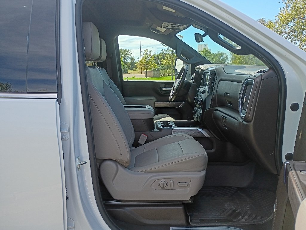 Used 2021 Summit White Chevrolet LTZ image 12