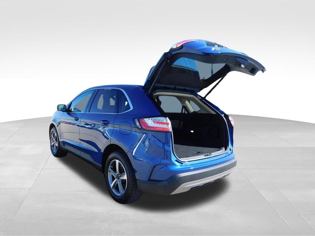 Used 2023 Blue Ford SEL image 26