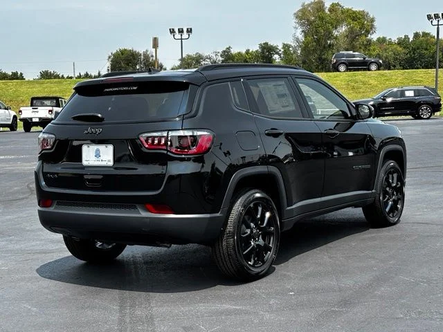 New 2026 Black Jeep Latitude image 7