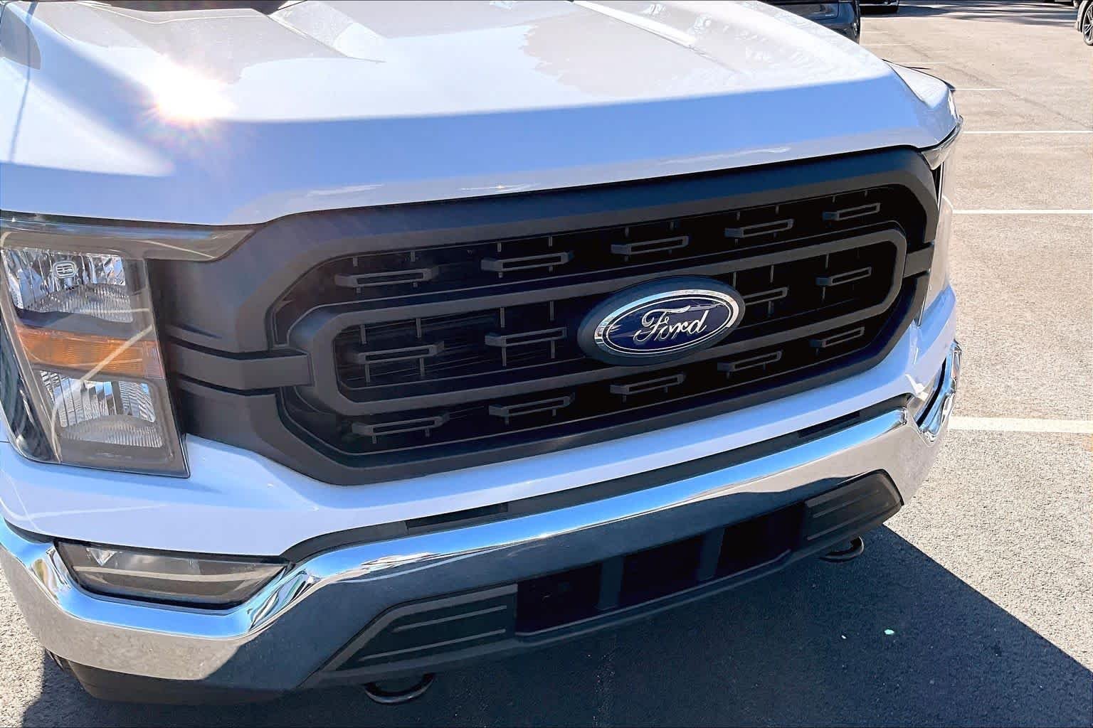 Used 2023 Oxford White Ford XL image 77