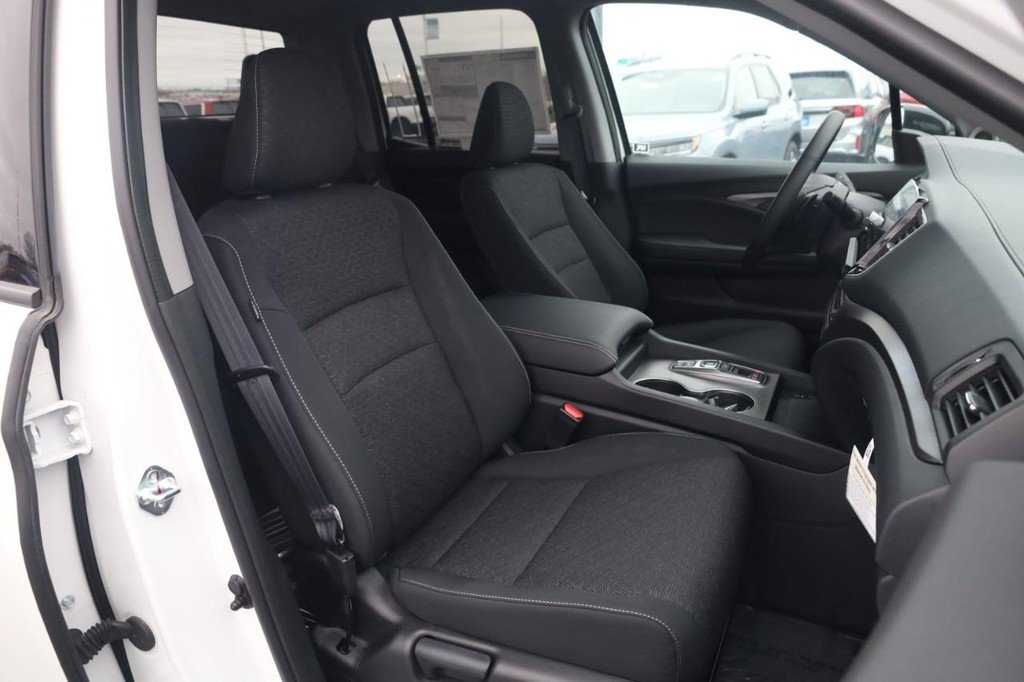 2025 Honda Ridgeline Sport - Photo 20