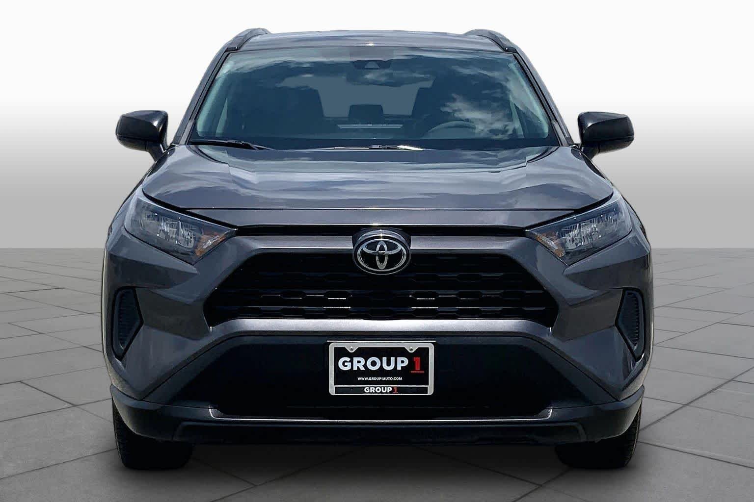 Used 2021 Magnetic Gray Metallic Toyota LE image 4